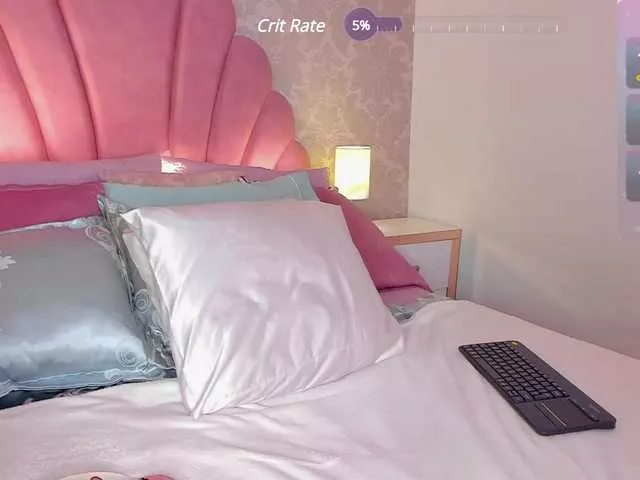 Cling to live show with SallyeLeins from BongaCams 