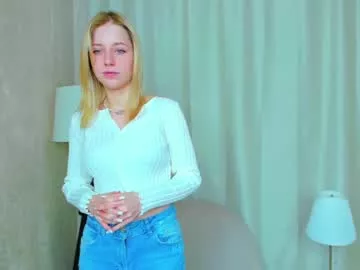 Cling to live show with aliana_cutie from Chaturbate 