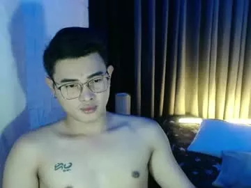 Cling to live show with hoemadeboy2 from Chaturbate 