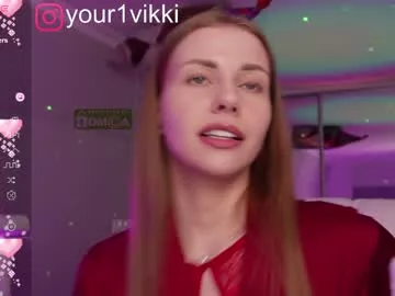 Cling to live show with hustleebabyy_vikki from Chaturbate 
