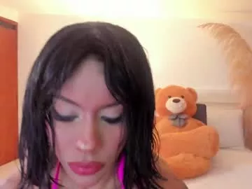 Cling to live show with laurensaenz from Chaturbate 