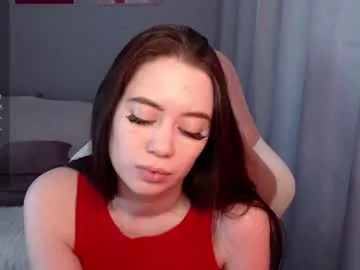 Cling to live show with linaa_moon from Chaturbate 
