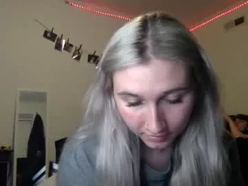 Cling to live show with petiteblondie13 from Chaturbate 