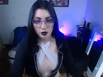 Cling to live show with sophia_dk from Chaturbate 