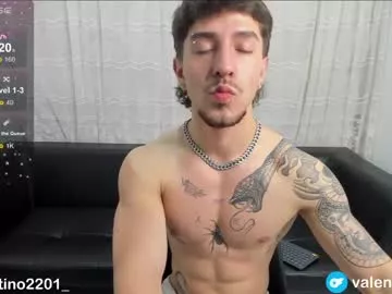 Cling to live show with valentino2201 from Chaturbate 