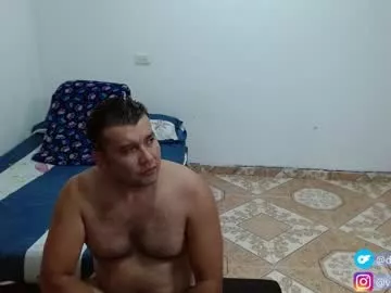 Cling to live show with xandhugetits from Chaturbate 