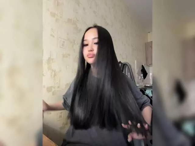 Cling to live show with AgnesHill from BongaCams 