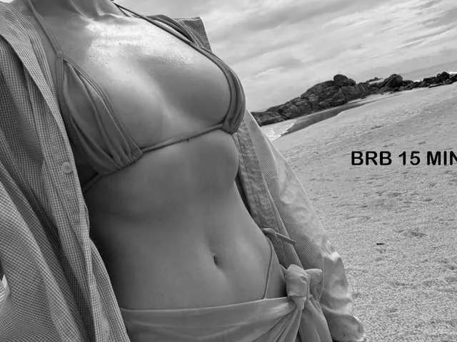 Cling to live show with Cockisa from BongaCams 