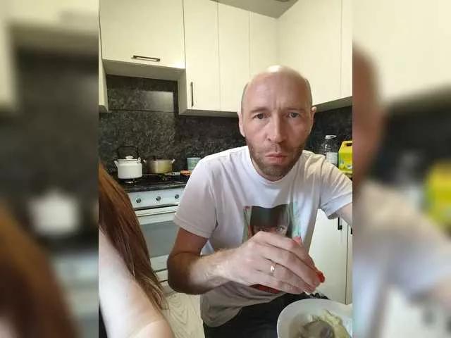 Innokentiy449 on BongaCams 