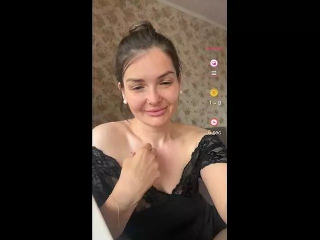 KikiMilf84 on BongaCams 