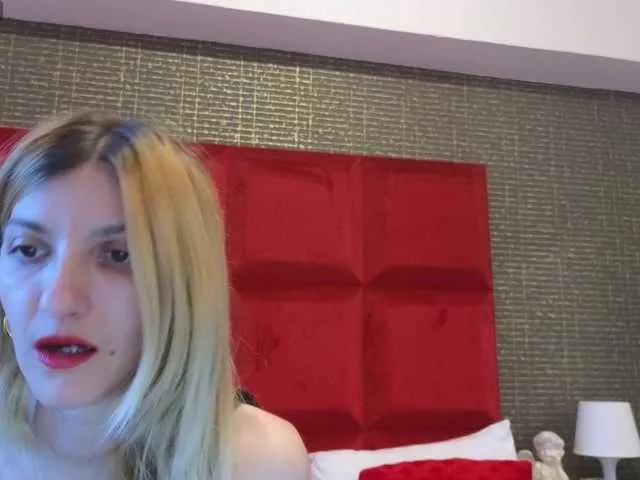Cling to live show with LannaFantastik from BongaCams 