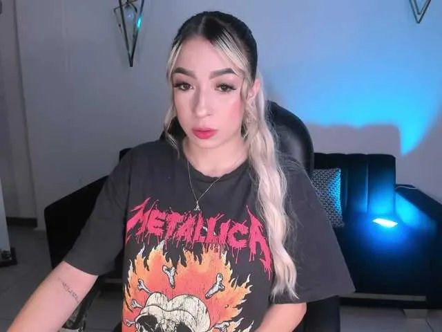 LizzCooper on BongaCams 