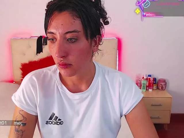 Cling to live show with Megan-Swan from BongaCams 