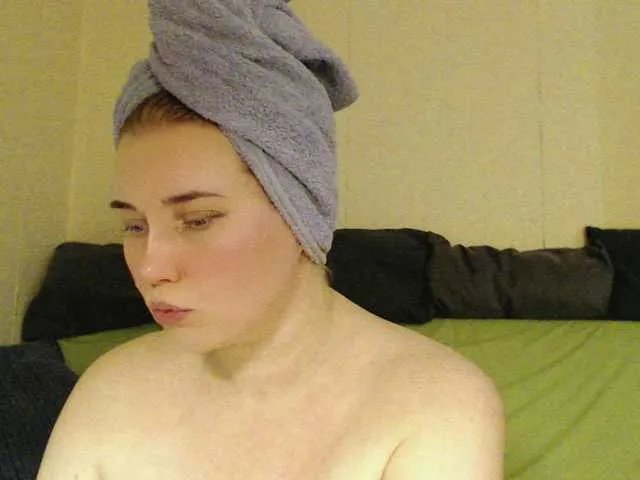 MissLilyAbrams on BongaCams 