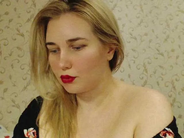 MissLilyAbrams on BongaCams 