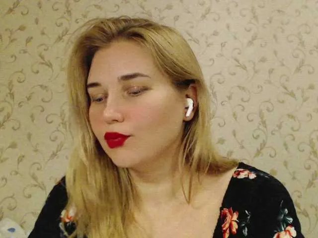 MissLilyAbrams on BongaCams 