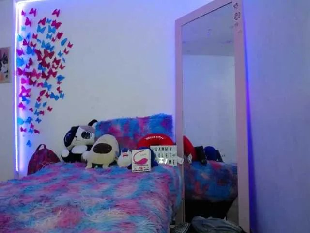 Sammyviolet on BongaCams 