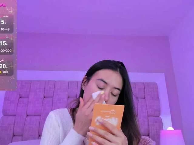 SashaCollinss on BongaCams 
