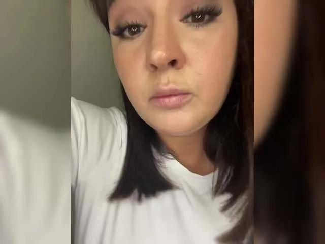 Tina-Dolly on BongaCams