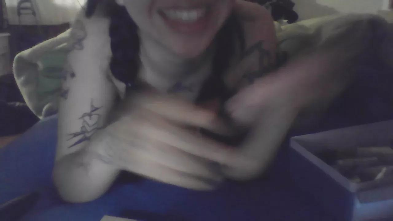 Cling to live show with 666fantasy_ from Cam4 