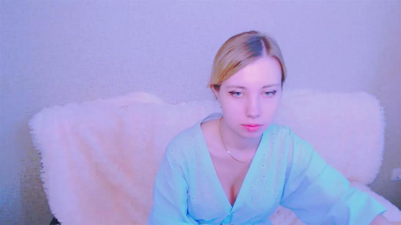 Cling to live show with AlexL_ from Cam4 