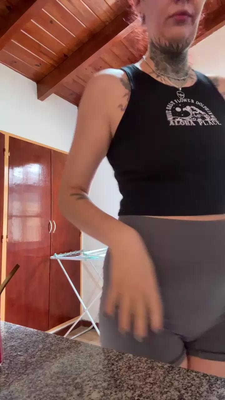 Cling to live show with Candy_Ds from Cam4 