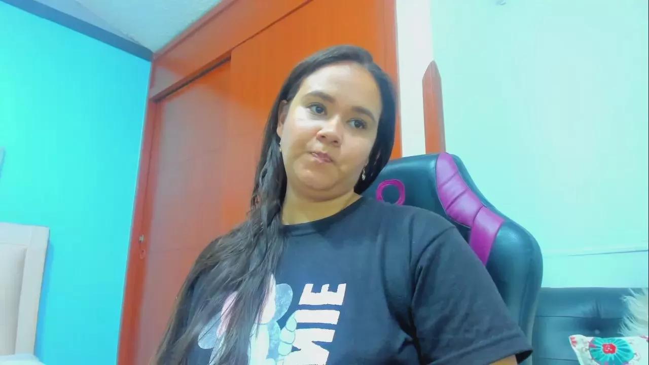 Cling to live show with emily__lovexx from Cam4 