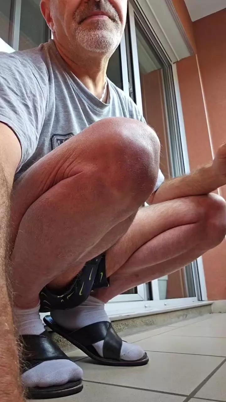 Cling to live show with Exibbi42 from Cam4 
