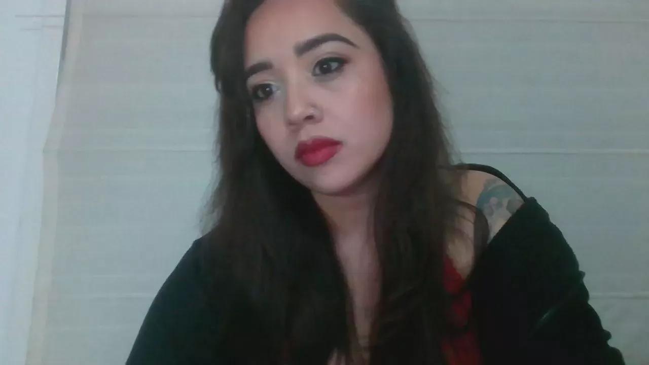 Cling to live show with GypsyMamacita from Cam4 