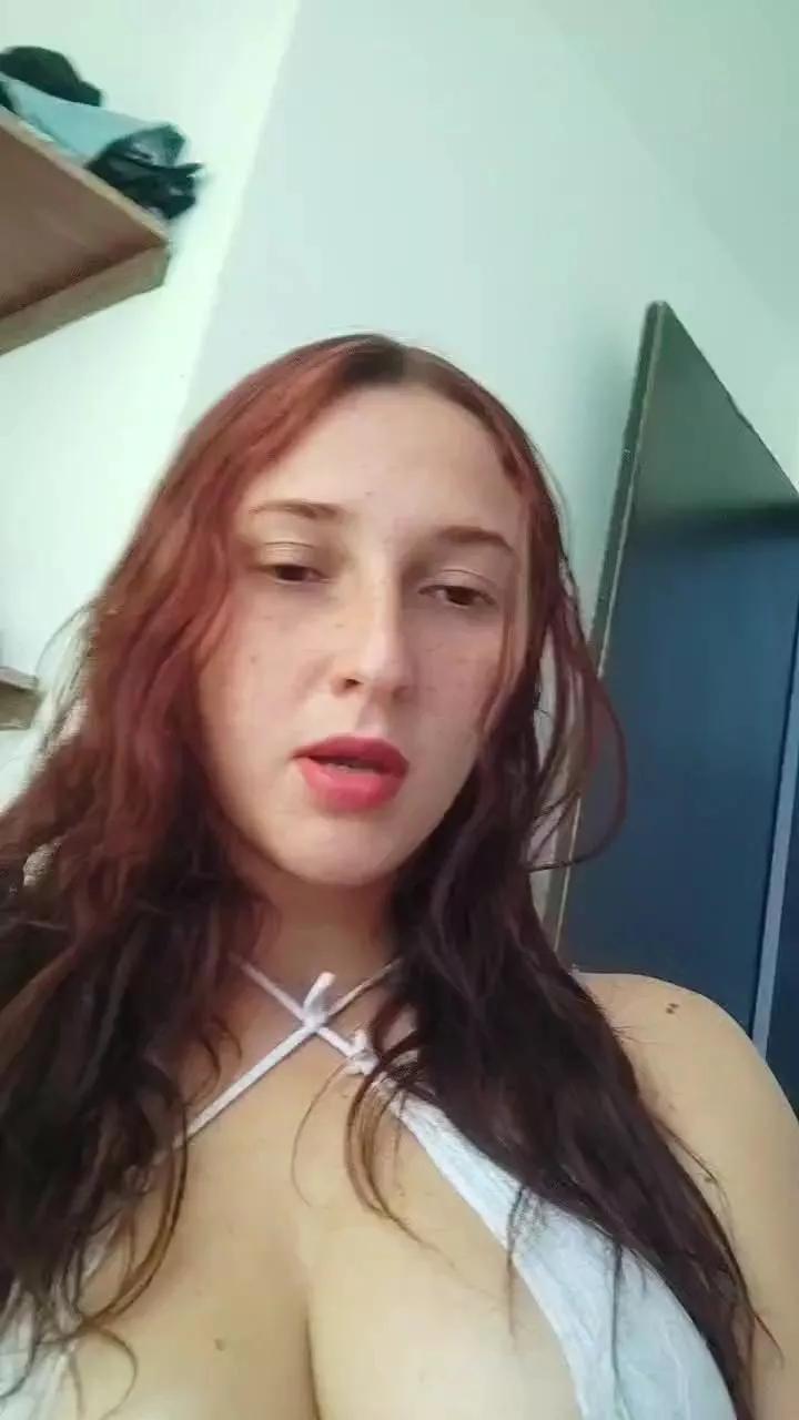 Cling to live show with hanna_fox3 from Cam4 