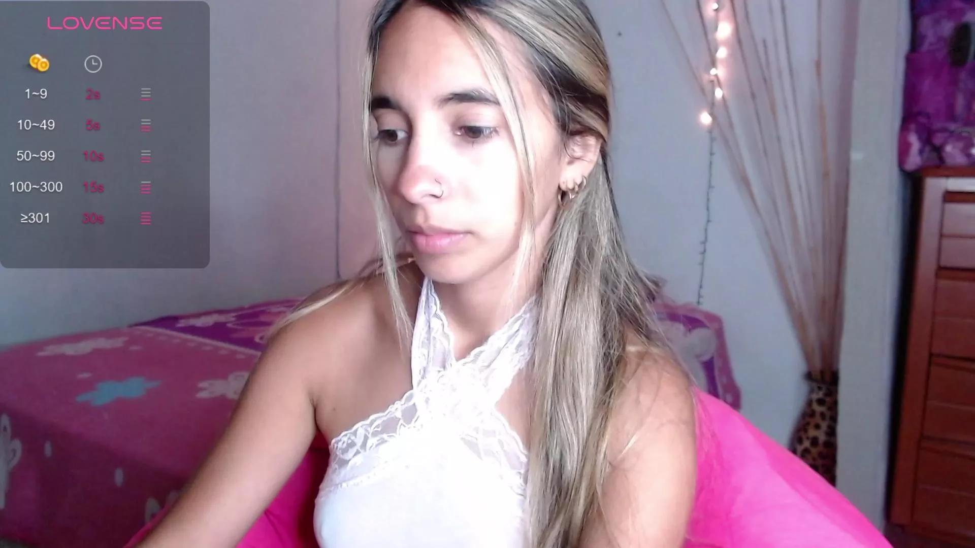 Cling to live show with MitchWilson_ from Cam4 