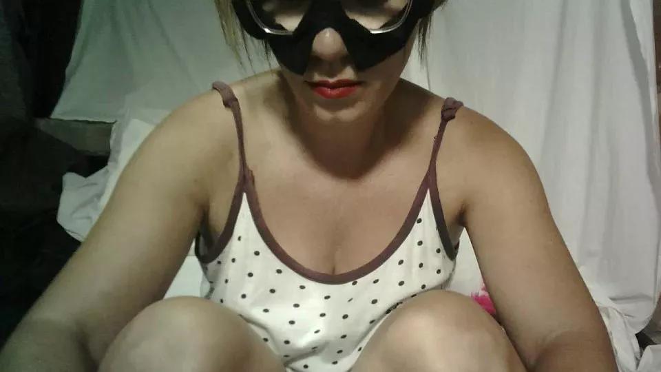 Cling to live show with monellaebella from Cam4 