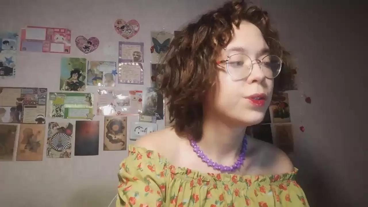 Cling to live show with RandiBenham from Cam4 
