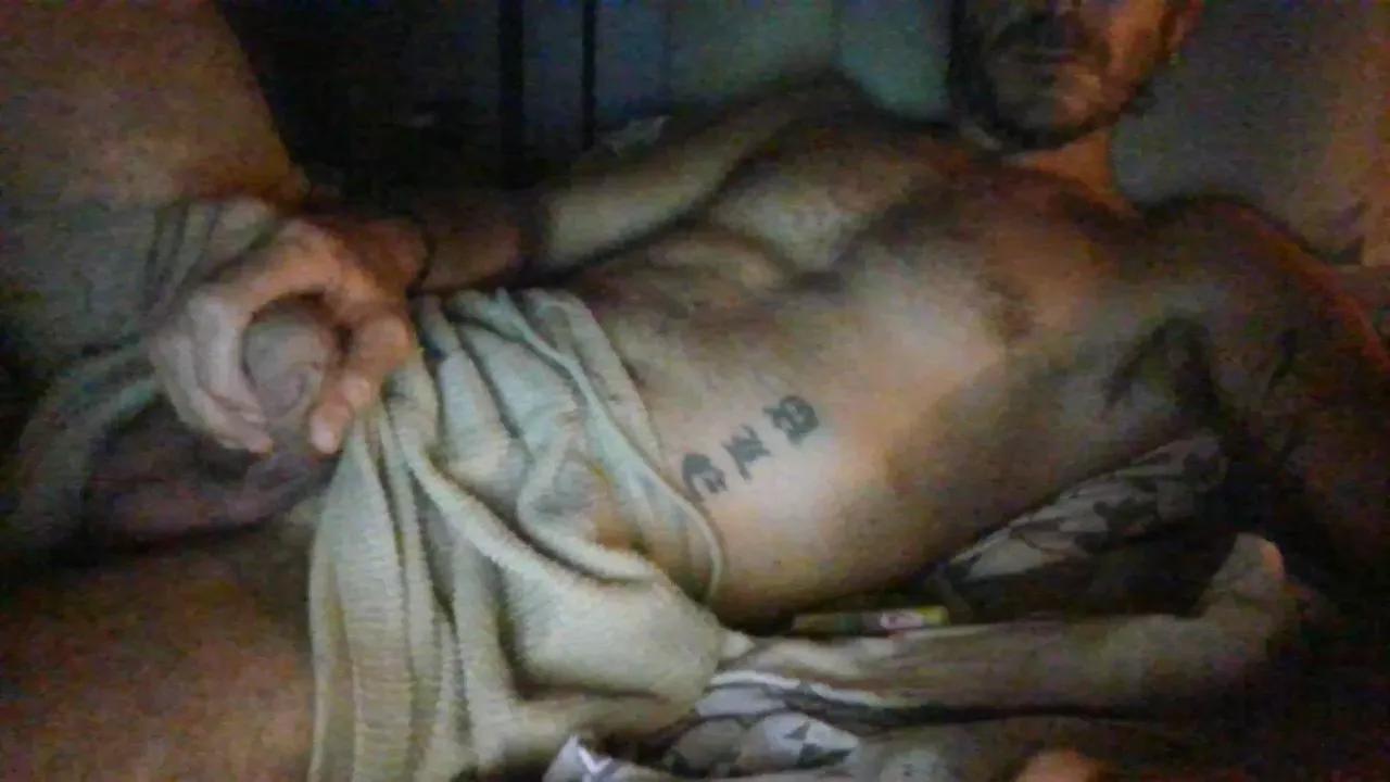 Cling to live show with Salao87_ from Cam4 