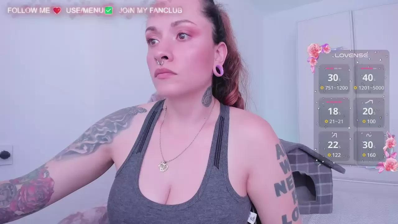Cling to live show with scarletsam from Cam4 