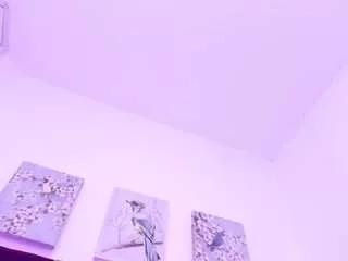 Cling to live show with charlotterichardss from CamSoda 
