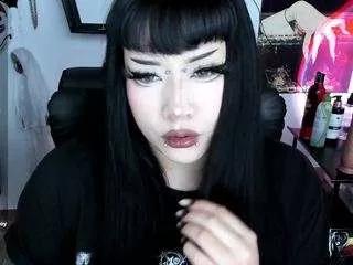 Cling to live show with cristal-kosh from CamSoda 