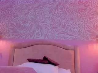 Cling to live show with emilycollins1 from CamSoda 