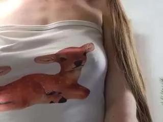 Cling to live show with gwenemily from CamSoda 