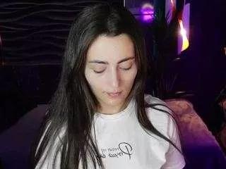 Cling to live show with kyliemellow from CamSoda 