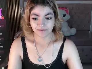 Cling to live show with lili-conor-s from CamSoda 