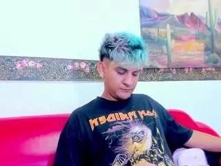 Cling to live show with may-jhon from CamSoda 