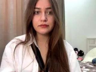 Cling to live show with neldaboor from CamSoda 