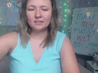 Cling to live show with sallyverda from CamSoda 