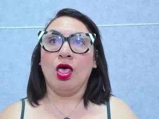 Cling to live show with seleene from CamSoda 