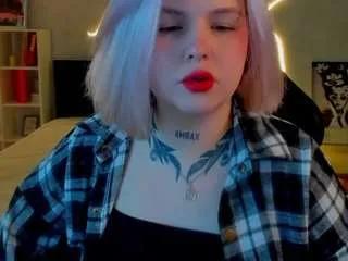 shadow-purr — oil on tits [92 tokens remaining]