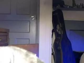 Cling to live show with sodadrip from CamSoda 