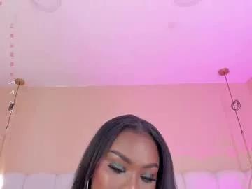 Cling to live show with _huge_boobs_ebony from Chaturbate 
