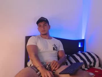 Cling to live show with alan_muscle from Chaturbate 