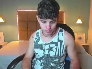 Cling to live show with alejootwink from Chaturbate 